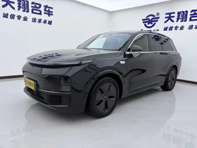 Li Auto Li L8 · 2024 год