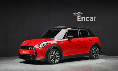 MINI Cooper · 2024 год