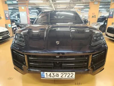 Porsche Cayenne · 2025 год