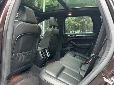 Porsche Cayenne 2015, 90000 км, за 135200 CNY - фото 6