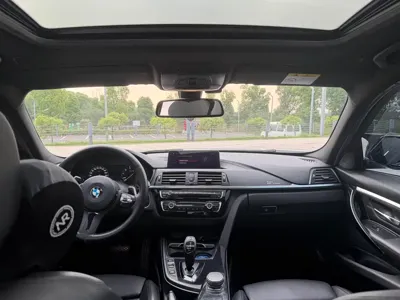 BMW 3 Series 2019, 92000 км, за 93800 CNY - фото 10