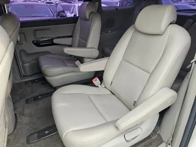 Kia Canival 2017, 220190 км, за 7500000 KRW - фото 10