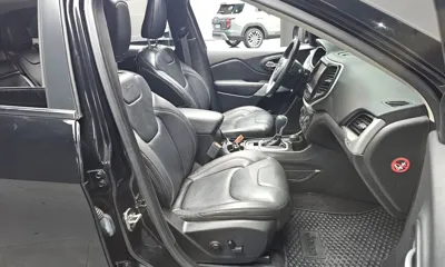 Jeep Cherokee 2018, 94792 км, за 10500000 KRW - фото 10