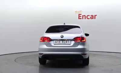 Volkswagen Jetta 2013, 105422 км, за 3700000 KRW