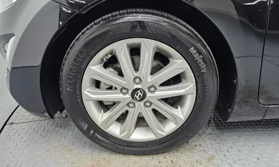 Hyundai Avante 2016, 100832 км, за 5000000 KRW - фото 5