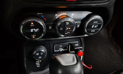 Jeep Renegade 2015, 146594 км, за 7800000 KRW - фото 14