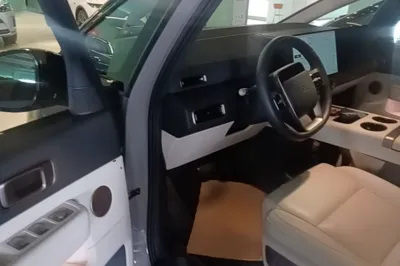 Li Auto MEGA 2025, 9700 км, за 498522.28 CNY - фото 18