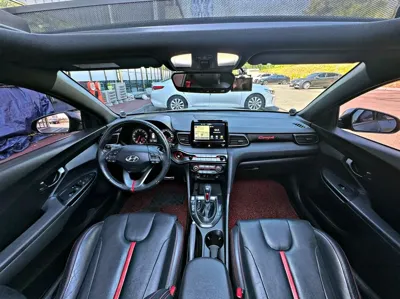 Hyundai Veloster 2018, 93602 км, за 9900000 KRW - фото 10