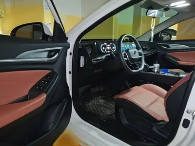 Changan Eado 2025, 16400 км, за 63600 CNY - фото 14