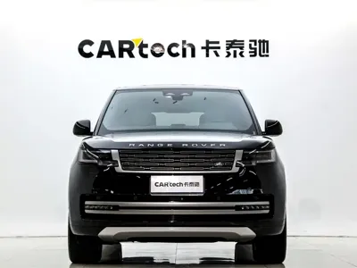 Land Rover Range Rover 2025, 41000 км, за 1268800 CNY