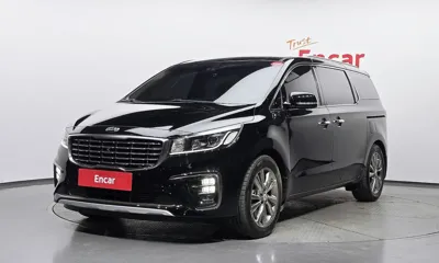 Kia Canival · 2019 год