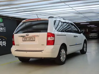 Kia Canival 2013, 203106 км, за 3000000 KRW