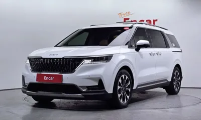 Kia Canival · 2023 год