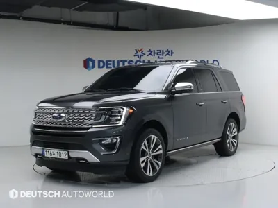 Ford Expedition · 2021 год