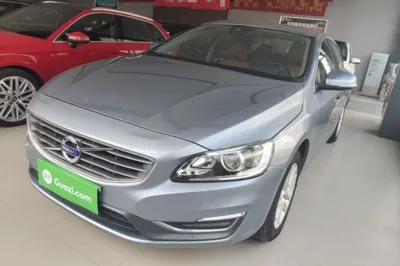 Volvo S60 · 2017 год