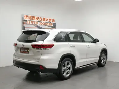 Toyota Highlander 2019, 88699 км, за 111800 CNY