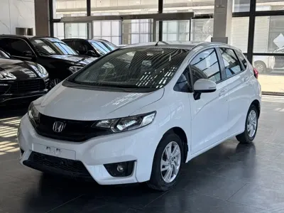 Honda Fit · 2015 год