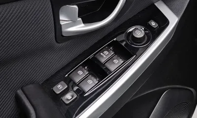 KG_Mobility_Ssangyong KORANDO 2018, 129863 км, за 6500000 KRW - фото 19
