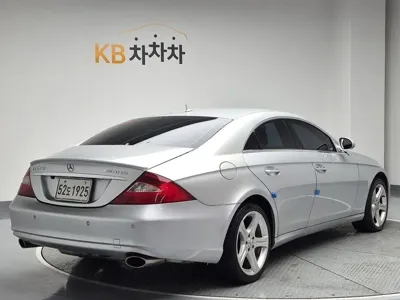 Mercedes-Benz CLS-Class 2007, 160000 км, за 1950000 KRW