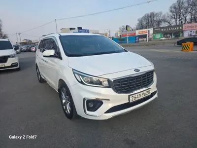 Kia Canival 2020, 338817 км, за 9900000 KRW - фото 2