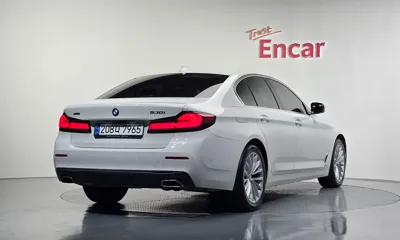 BMW 5-Series 2021, 61191 км, за 99990000 KRW