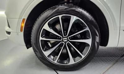 Bentley Bentayga 2019, 36198 км, за 115000000 KRW - фото 5