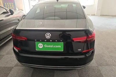 Volkswagen Passat 2019, 102899 км, за 77184.14 CNY - фото 5
