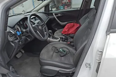 Buick GT 2014, 33800 км, за 34411.33 CNY
