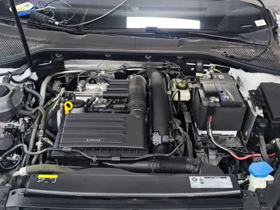 Volkswagen Golf 2020, 7500 км, за 75000 CNY - фото 7