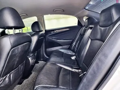 Hyundai Sonata 2012, 163991 км, за 4500000 KRW - фото 9