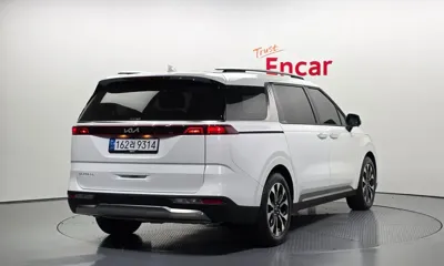 Kia Canival 2023, 27842 км, за 29900000 KRW