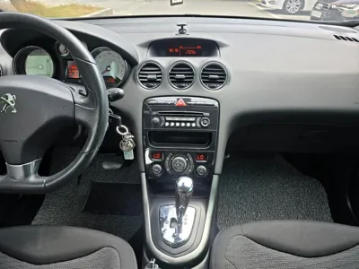 Peugeot 308 2013, 170000 км, за 2900000 KRW - фото 11