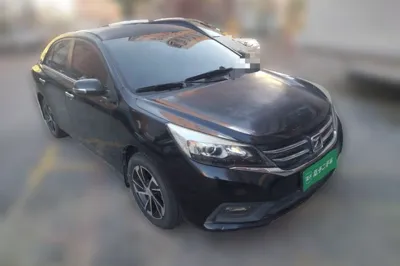 Zotye Z300 2014, 117200 км, за 18238.95 CNY