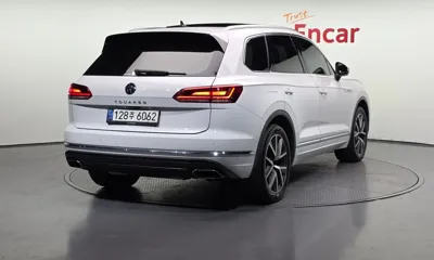 Volkswagen Touareg 2021, 148356 км, за 33990000 KRW