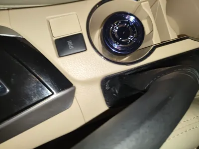 Toyota Corolla 2017, 99100 км, за 42481.27 CNY - фото 9