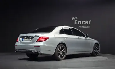 Mercedes-Benz E-Class 2019, 45186 км, за 30900000 KRW - фото 2
