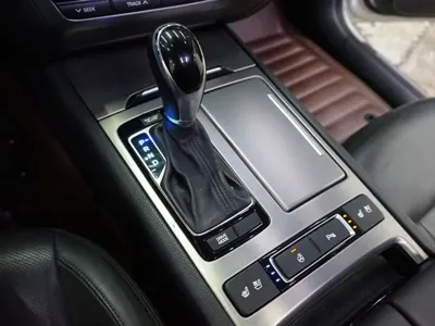 Hyundai Genesis 2015, 134889 км, за 9990000 KRW - фото 13
