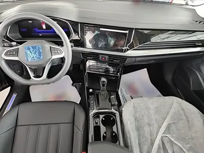 Volkswagen 帕萨特插电混动 2026, 100 км, за 136400 CNY - фото 10