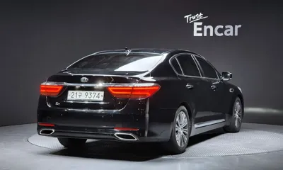 Kia K9 2017, 136008 км, за 11700000 KRW