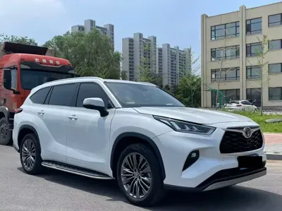 Toyota Highlander 2026, 5000 км, за 209800 CNY - фото 3