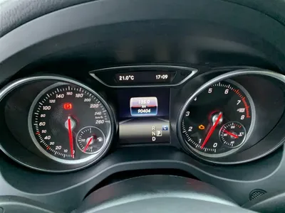 Mercedes-Benz GLA 2019, 90399 км, за 59800 CNY - фото 16
