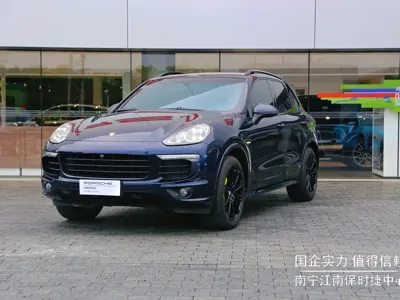Porsche Cayenne Hybrid · 2016 год