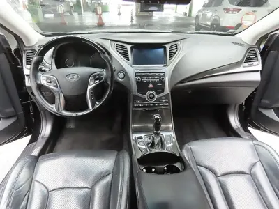 Hyundai Grandeur 2015, 210159 км, за 3500000 KRW - фото 7