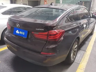 BMW 5 Series GT 2016, 85399 км, за 83000 CNY