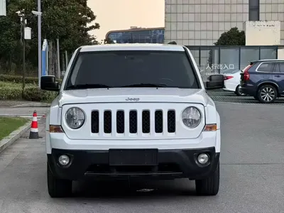 Jeep Patriot 2014, 110000 км, за 22799 CNY