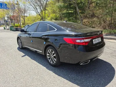 Hyundai Grandeur 2012, 133894 км, за 3900000 KRW - фото 4