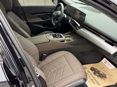 BMW 5 Series 2025, 22000 км, за 249800 CNY - фото 6