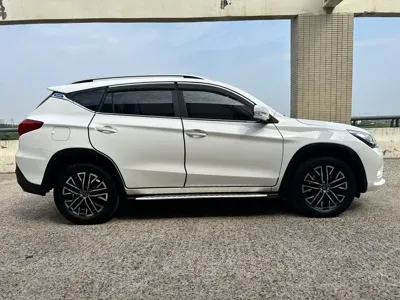 BYD New Energy 2017, 64000 км, за 24800 CNY - фото 8