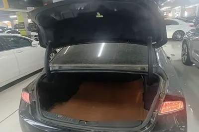 Lincoln MKZ 2018, 82300 км, за 69570.42 CNY - фото 21