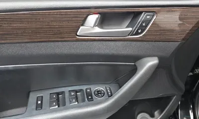 Hyundai Sonata 2019, 27553 км, за 14500000 KRW - фото 29